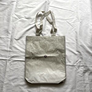 Lululemon Reusable Bag Large